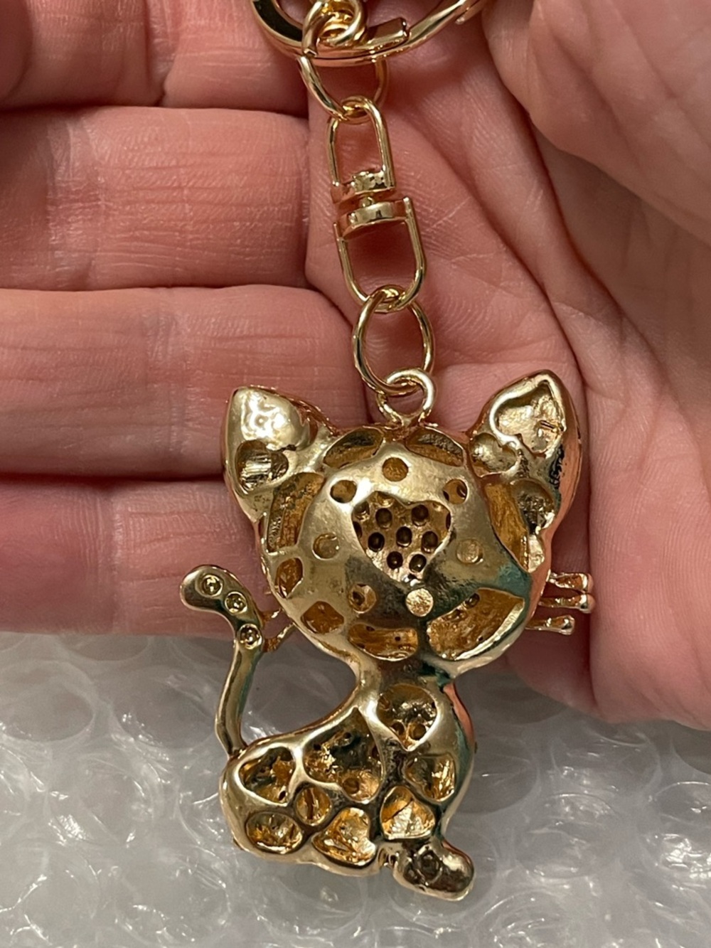 Crystal Kitty Keychain - Picture 3 of 4